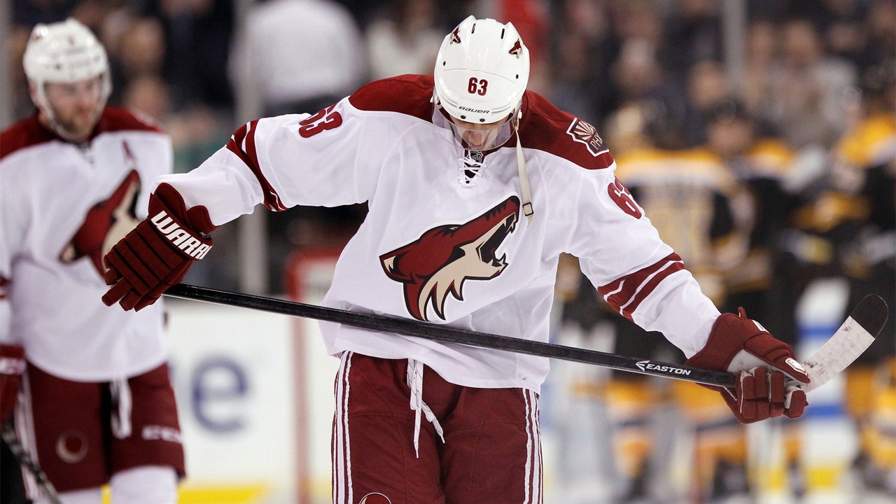 'Everybody knows the math' as Coyotes' opportunities dwindle